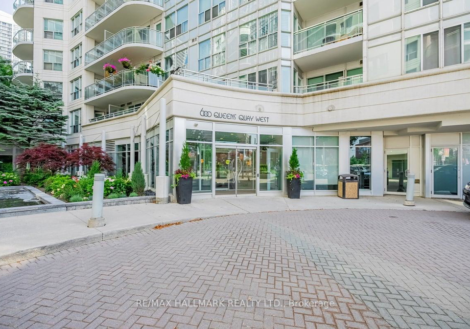 600-queens-quay-w-toronto-ontario-c12658850