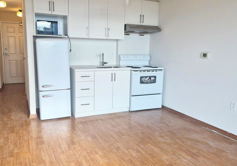 15-maplewood-avenue-toronto-ontario-c12658852