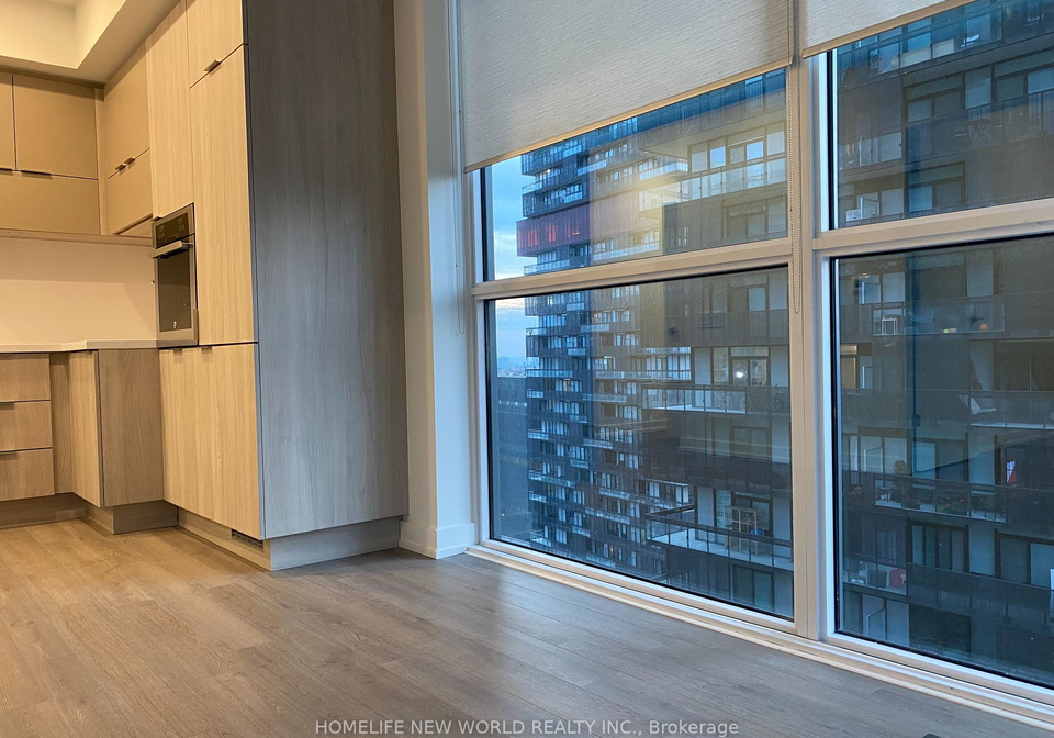 39-roehampton-avenue-toronto-ontario-c12658980