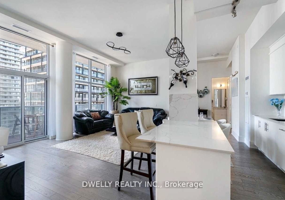 330-richmond-street-w-toronto-ontario-c12659104