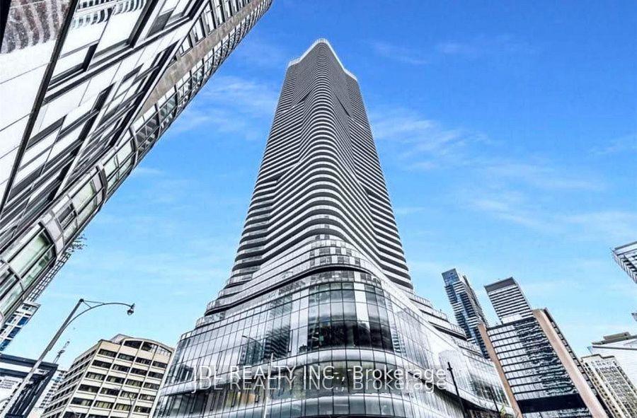 11-wellesley-street-w-toronto-ontario-c12659218