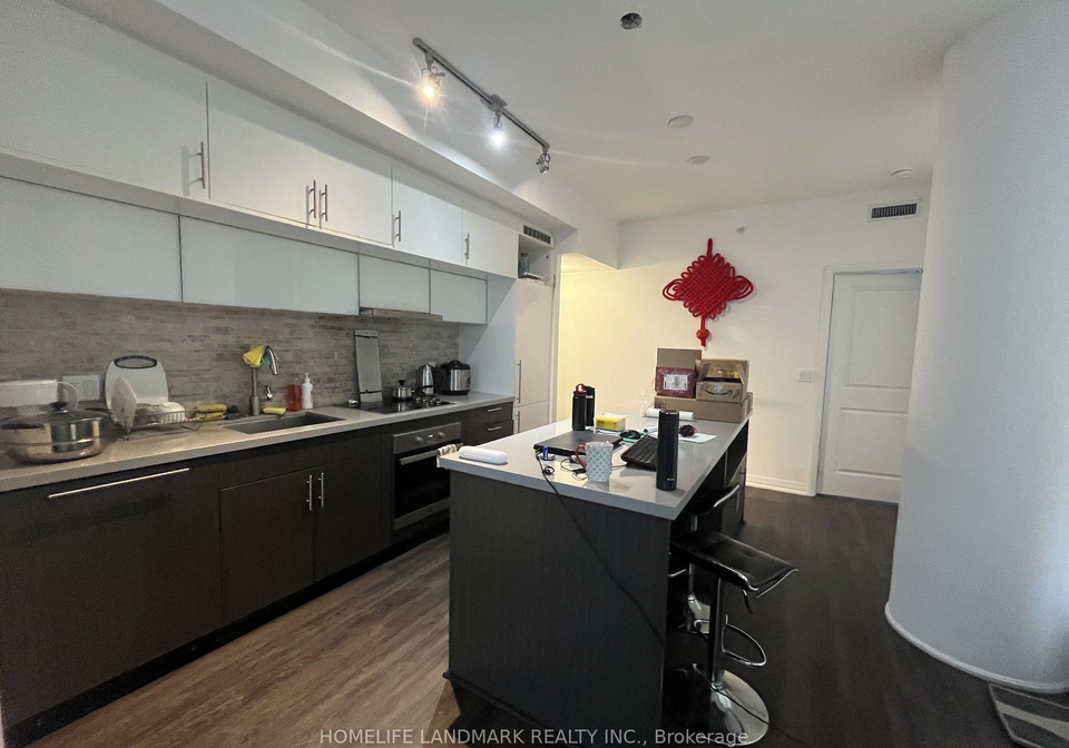 8-mercer-street-toronto-ontario-c12659380