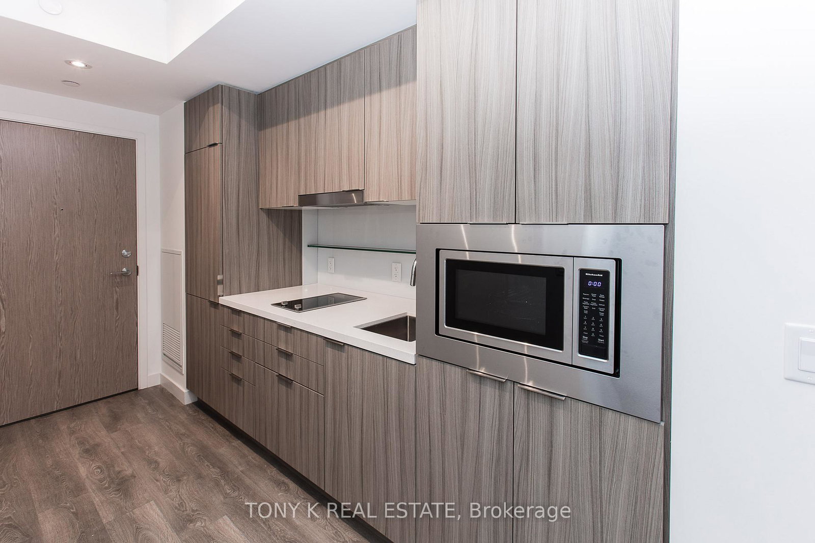 215-queen-street-w-toronto-ontario-c12659674