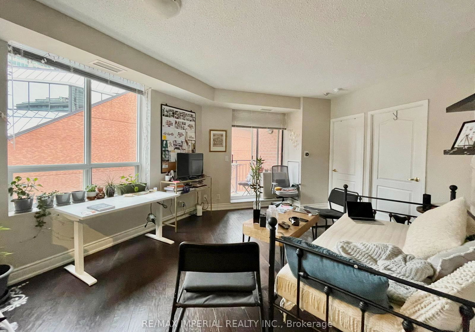 20-collier-street-toronto-ontario-c12660116