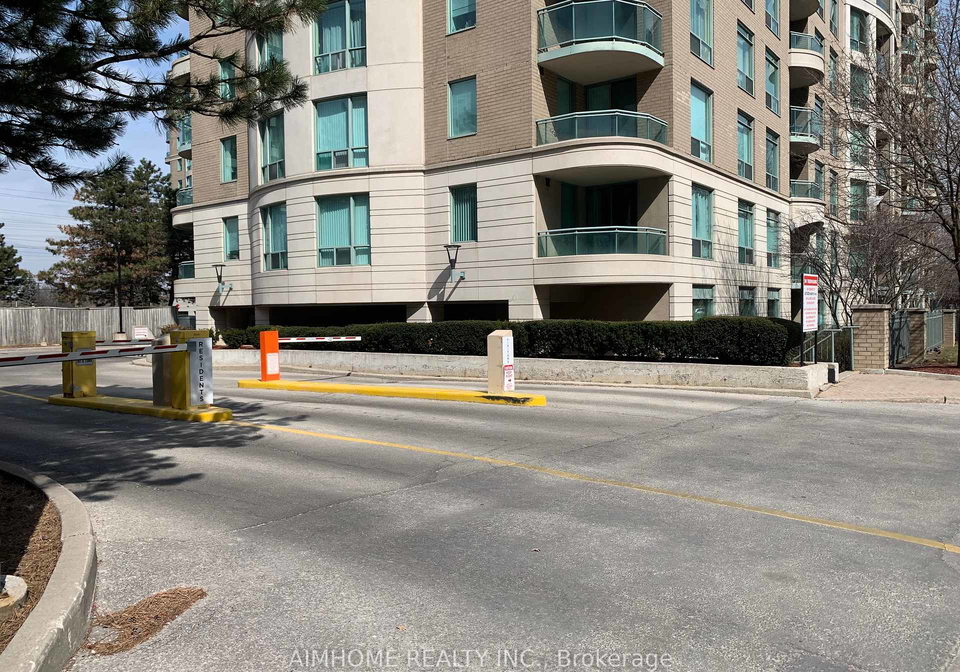 8-pemberton-avenue-north-york-ontario-c12660196