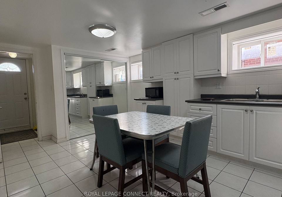 58-navaho-drive-north-york-ontario-c12660650