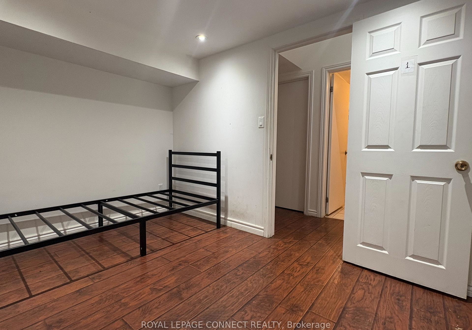58-navaho-drive-north-york-ontario-c12660650