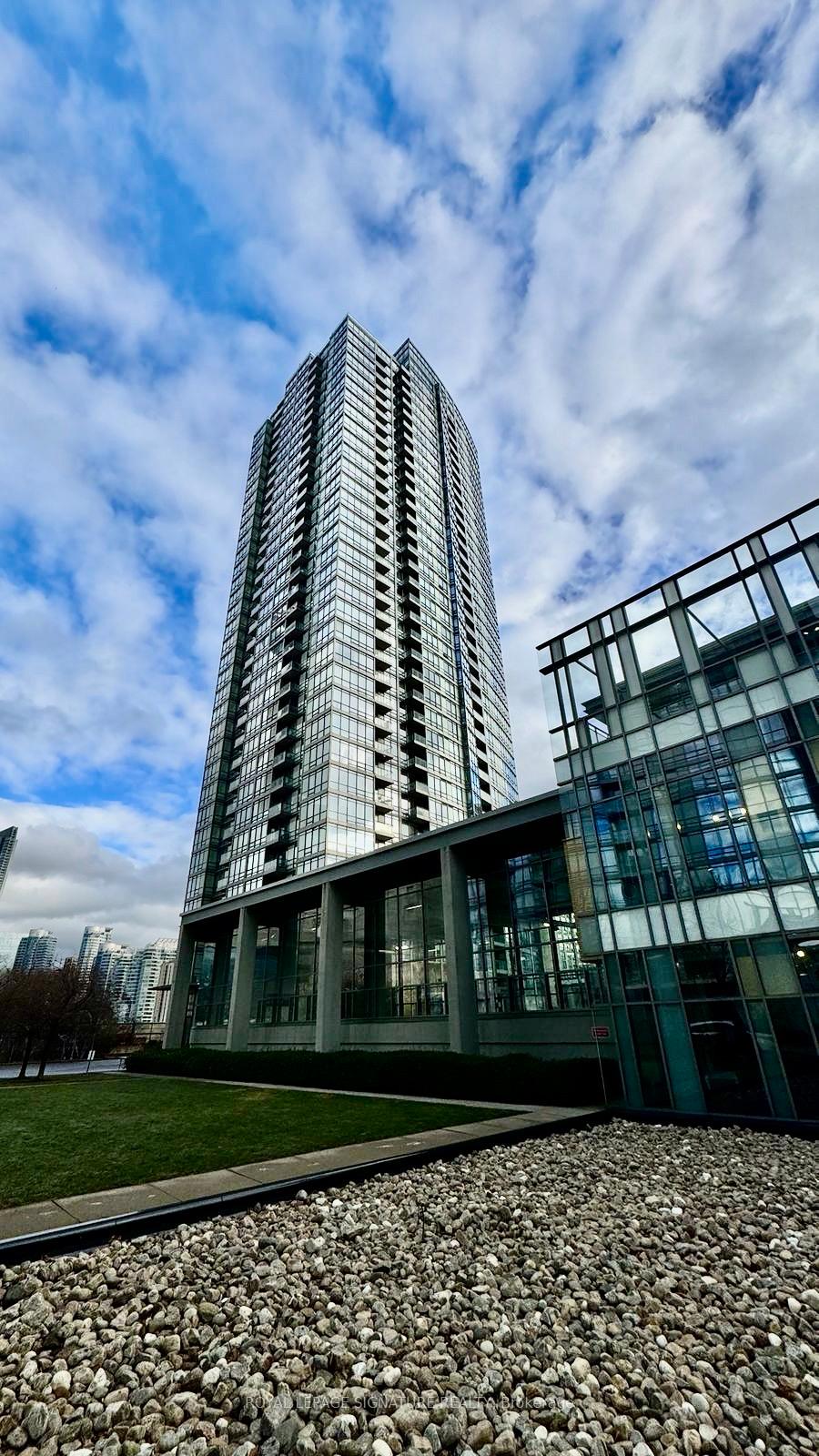 5-mariner-terrace-toronto-ontario-c12660964