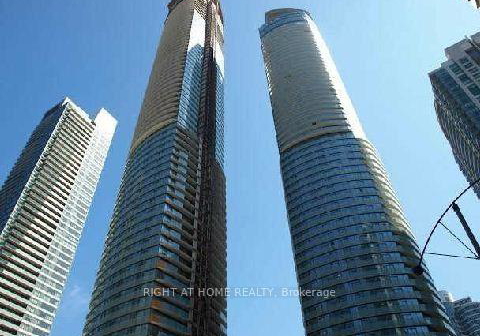 14-york-street-toronto-ontario-c12661102