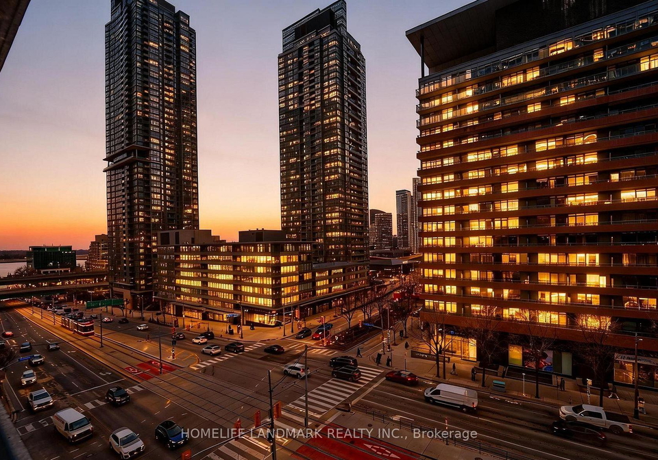 3-concord-cityplace-way-toronto-ontario-c12661312
