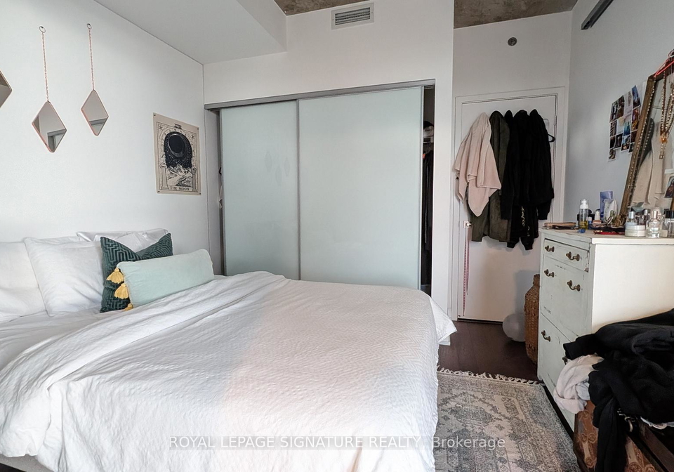 20-minowan-miikan-lane-toronto-ontario-c12661386