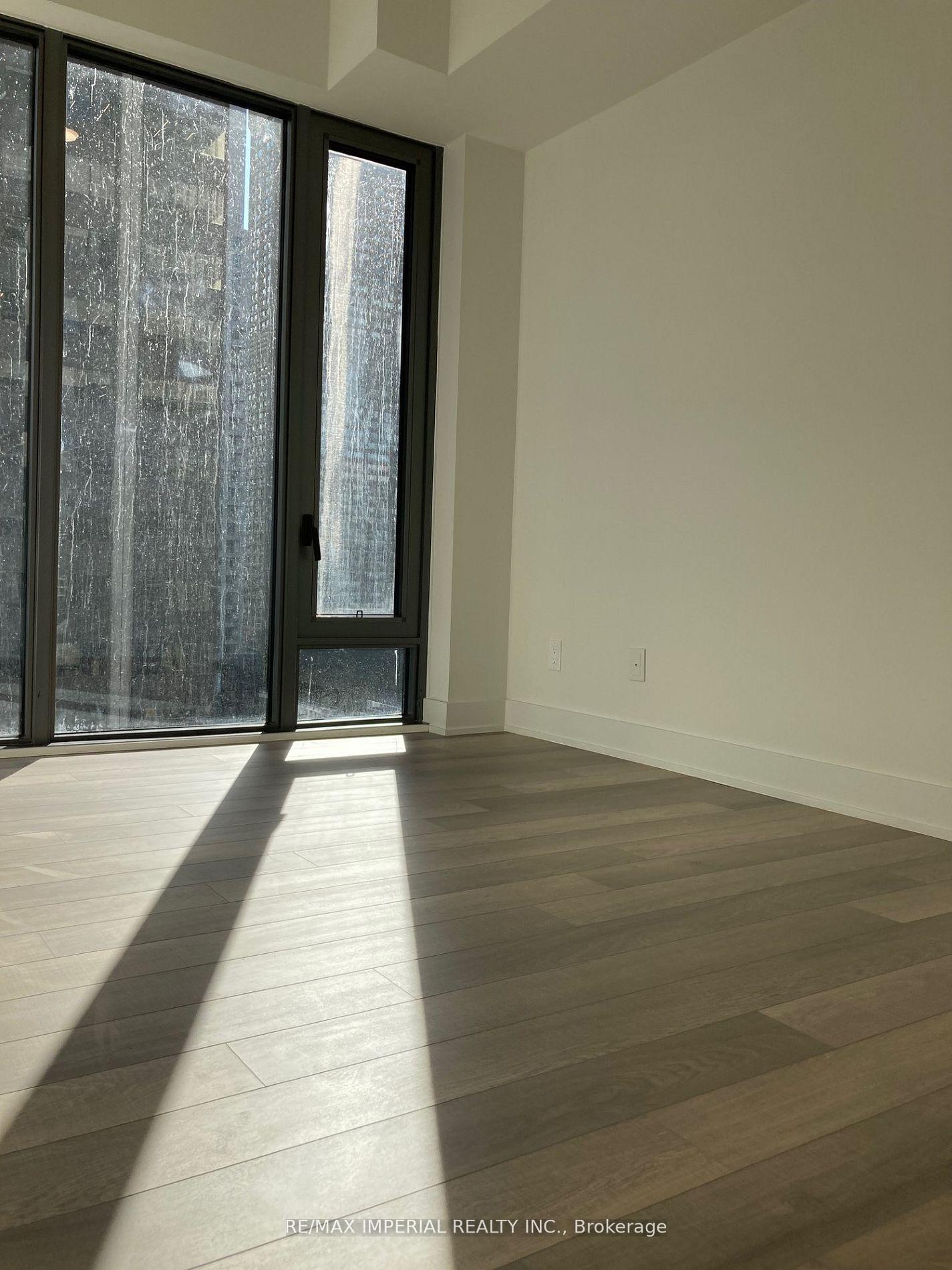 8-cumberland-street-toronto-ontario-c12661476