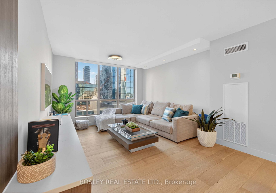 40-scollard-street-toronto-ontario-c12661744