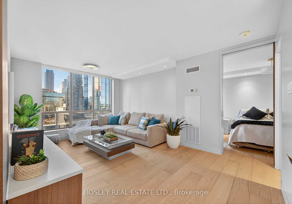 40-scollard-street-toronto-ontario-c12661744