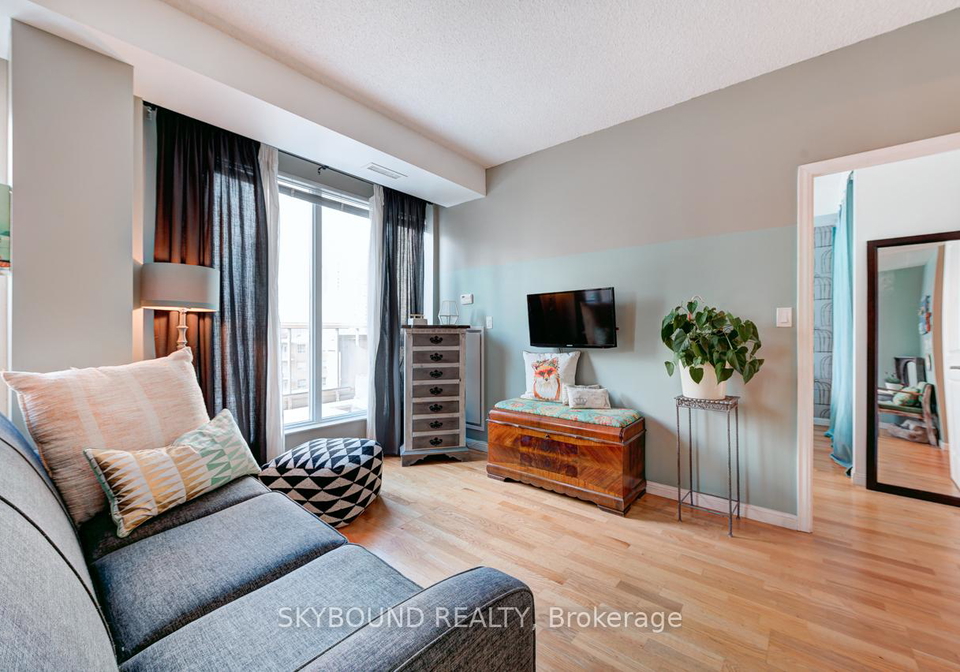 900-mount-pleasant-road-toronto-ontario-c12662026