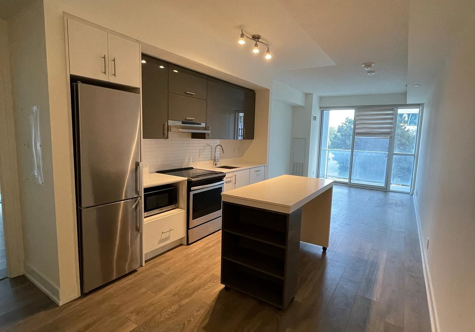 180-fairview-mall-drive-north-york-ontario-c12662242