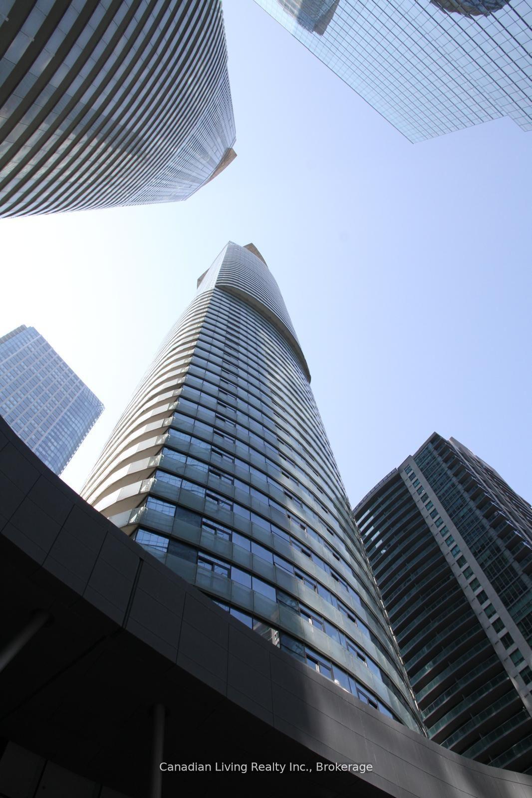 12-york-street-toronto-ontario-c12662424