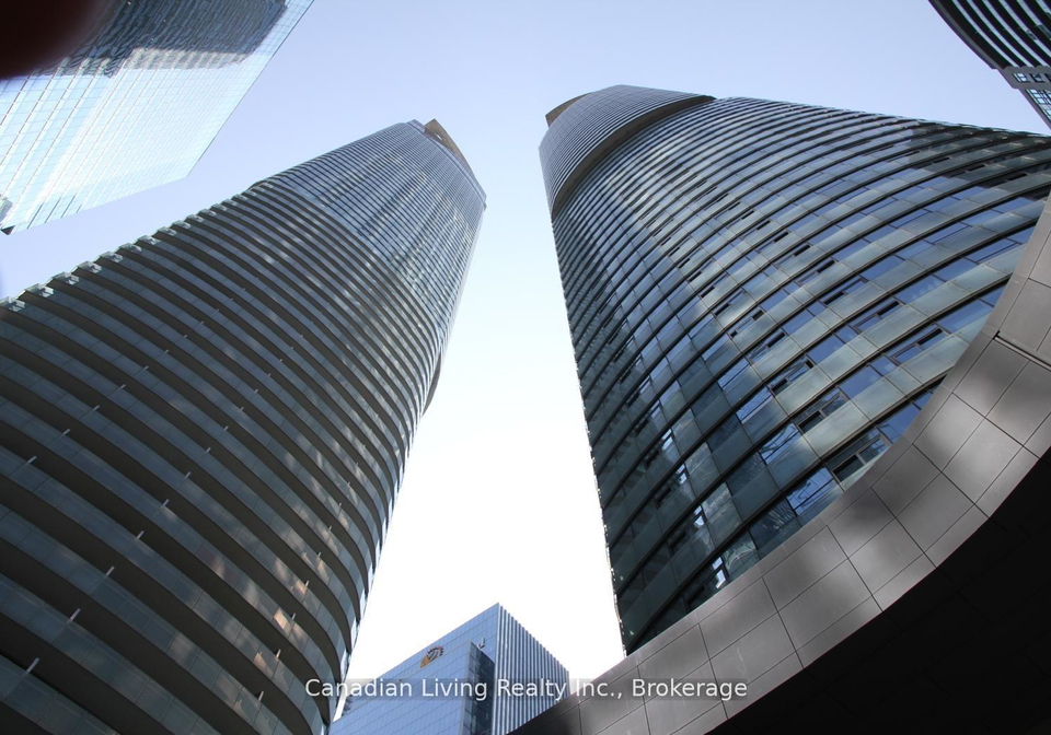 12-york-street-toronto-ontario-c12662424