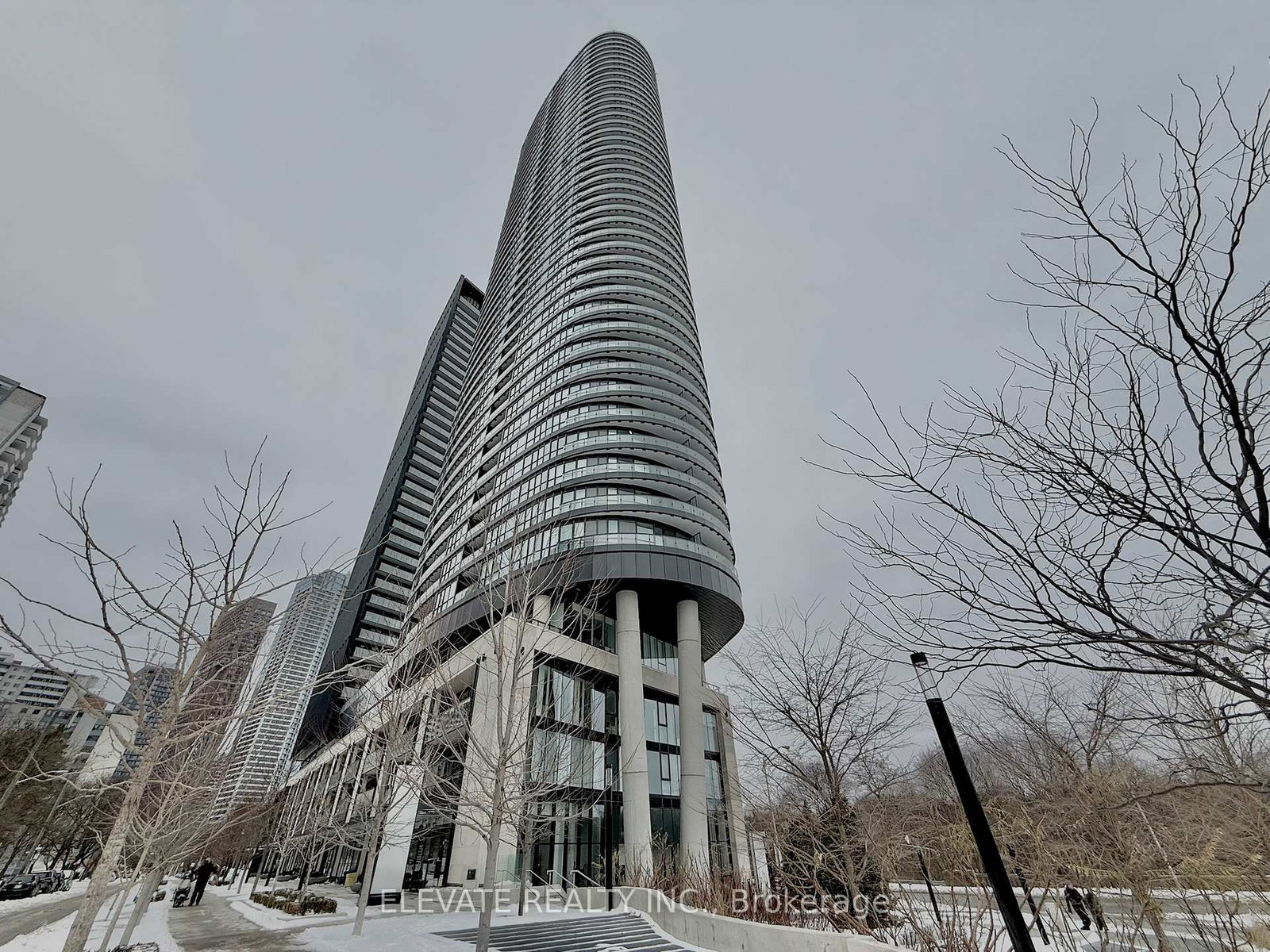 585-bloor-street-e-toronto-ontario-c12663202