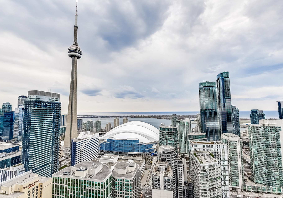 88-blue-jays-way-toronto-ontario-c12663258