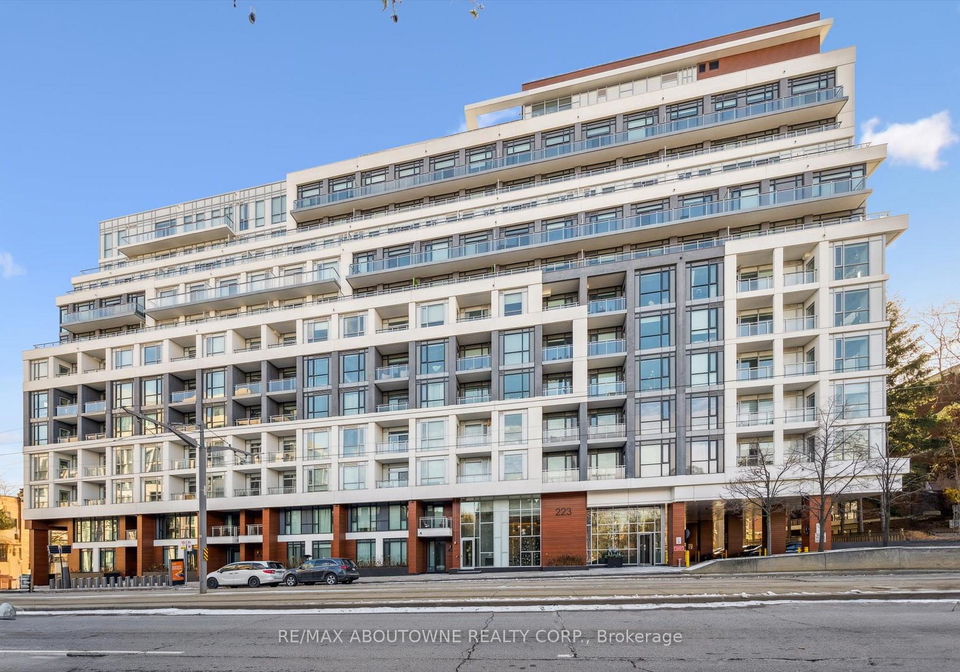 223-st-clair-avenue-w-toronto-ontario-c12663286