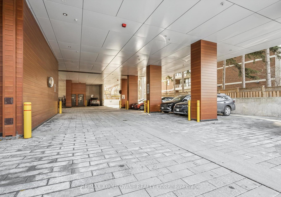 223-st-clair-avenue-w-toronto-ontario-c12663286