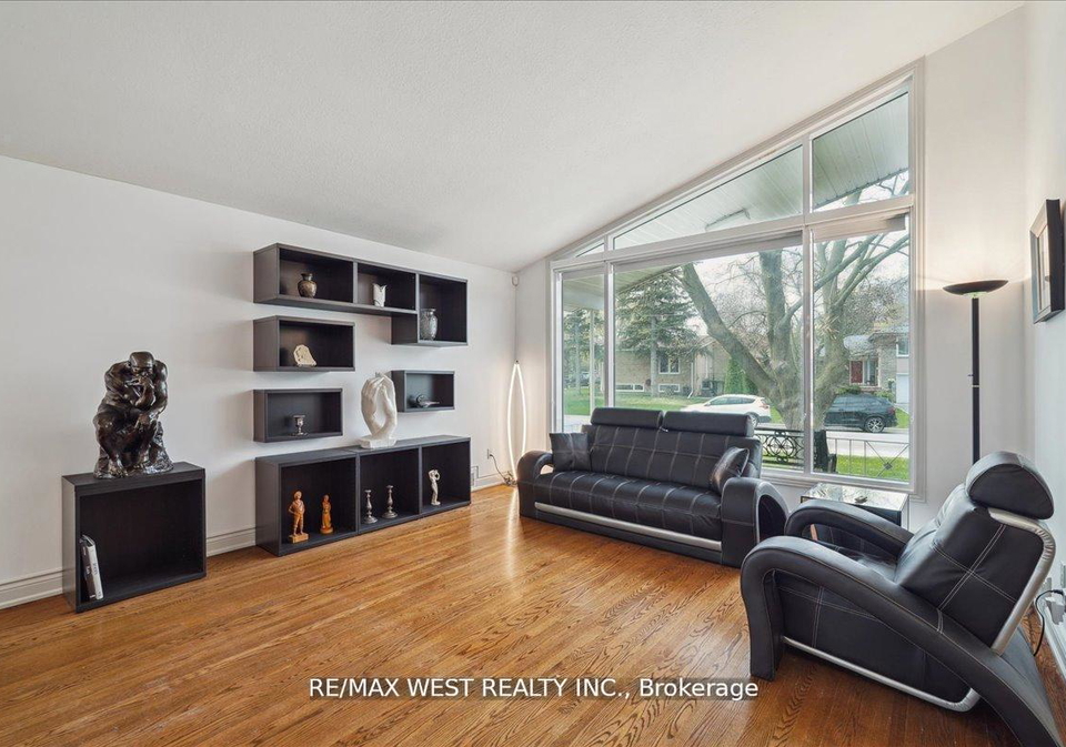 40-arlstan-drive-toronto-ontario-c12663304