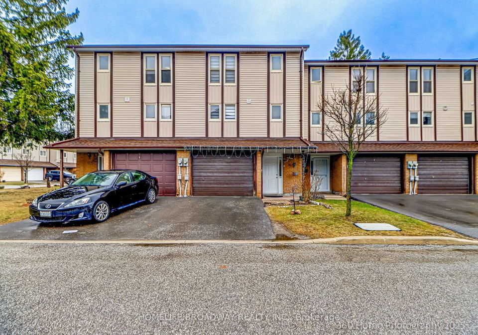 51-yellow-birch-way-north-york-ontario-c12663370