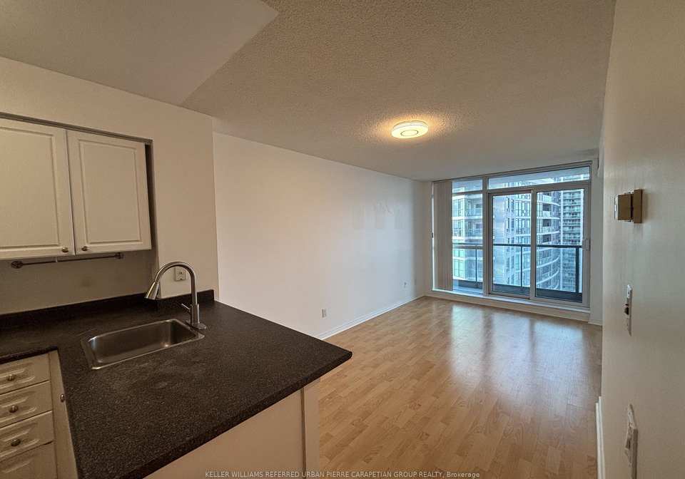 30-harrison-garden-boulevard-north-york-ontario-c12663544