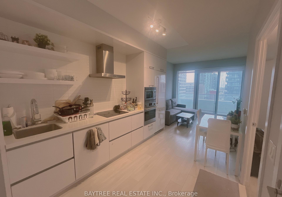 2221-yonge-street-toronto-ontario-c12663660