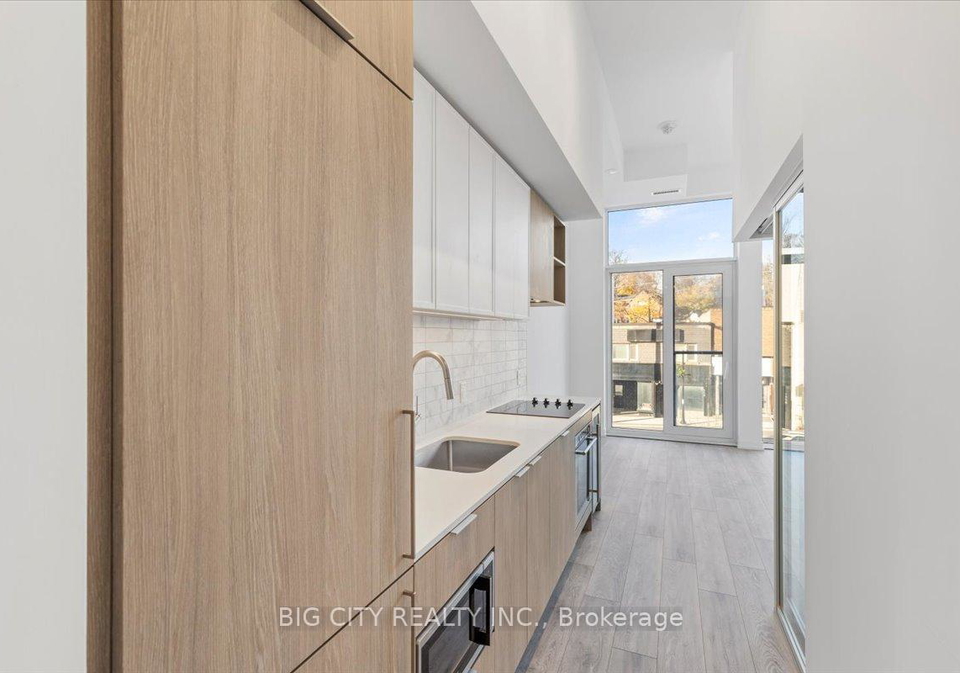 2020-bathurst-street-toronto-ontario-c12663890