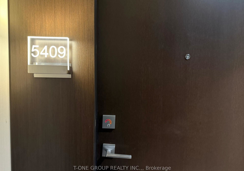 2221-yonge-street-toronto-ontario-c12663994