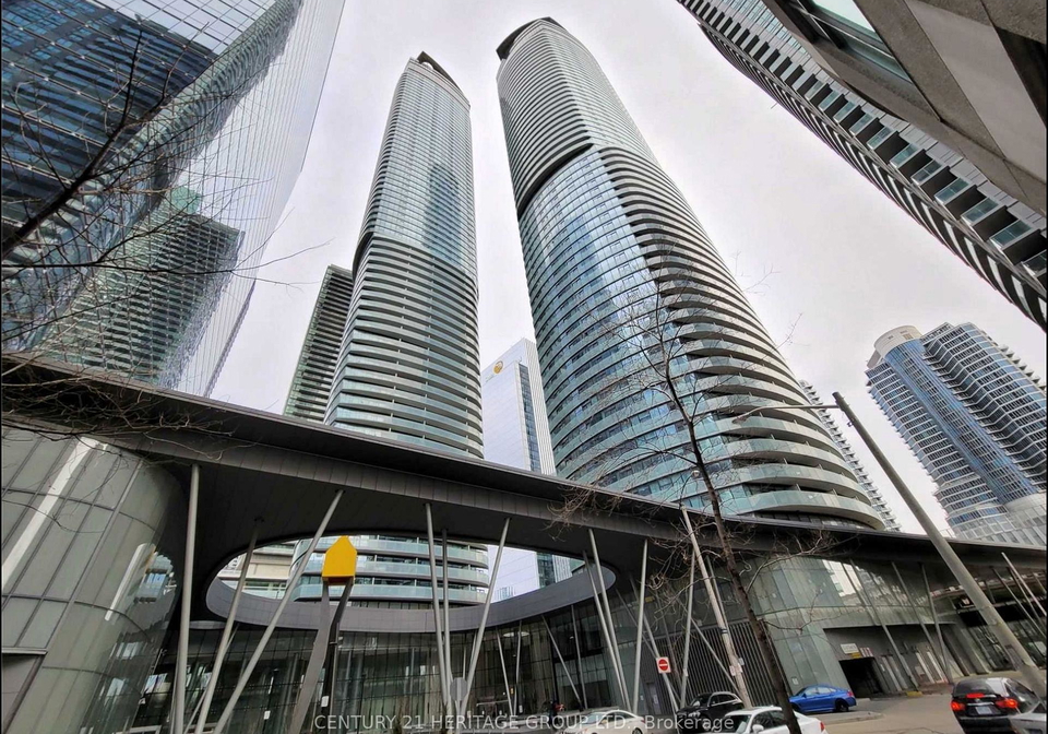 12-york-street-toronto-ontario-c12664120