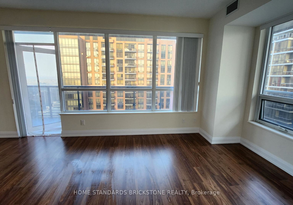 5-sheppard-avenue-e-north-york-ontario-c12664154