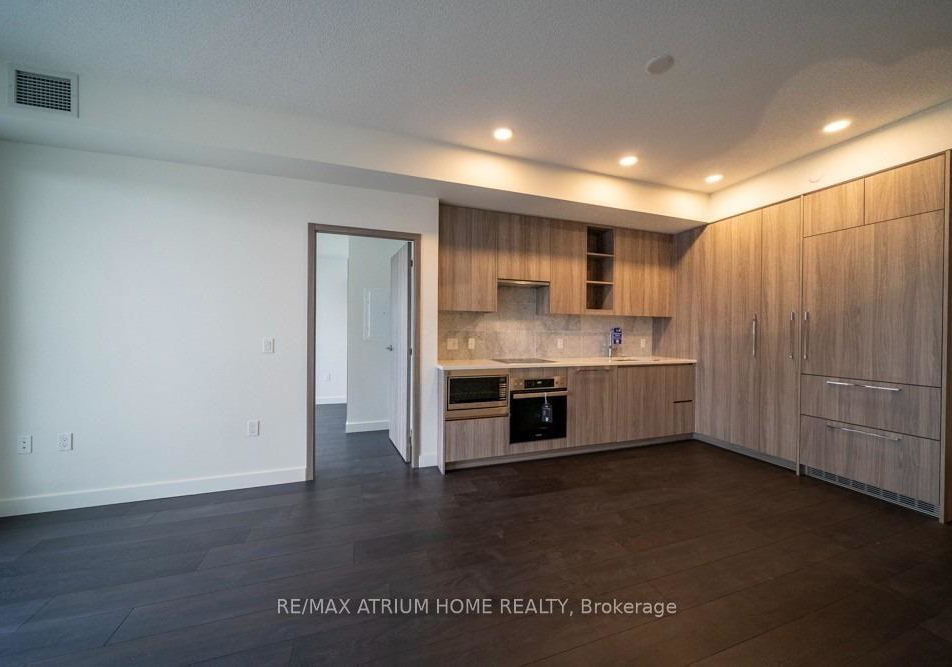 95-mcmahon-drive-north-york-ontario-c12664170