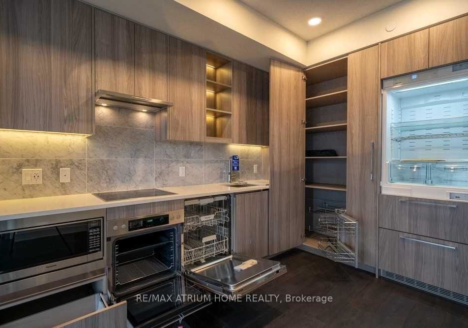 95-mcmahon-drive-north-york-ontario-c12664170