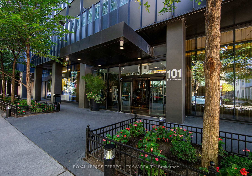 101-charles-street-e-toronto-ontario-c12664584