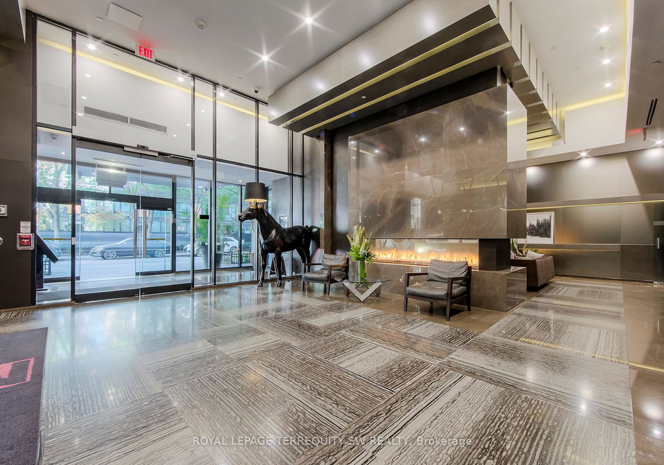 101-charles-street-e-toronto-ontario-c12664584