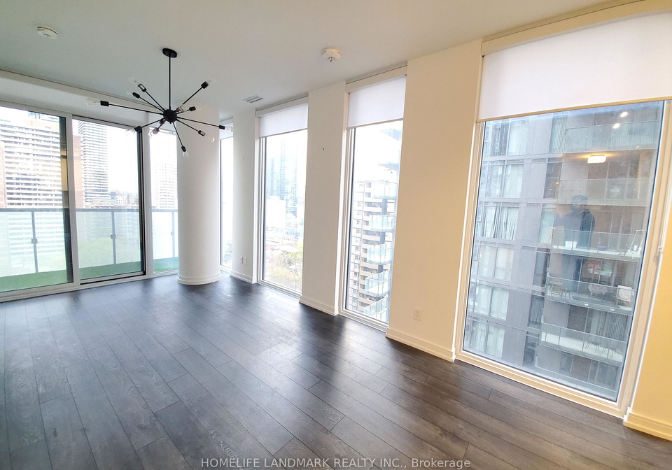 28-wellesley-street-e-toronto-ontario-c12664726