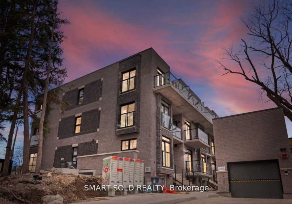 51-winlock-park-north-york-ontario-c12664772