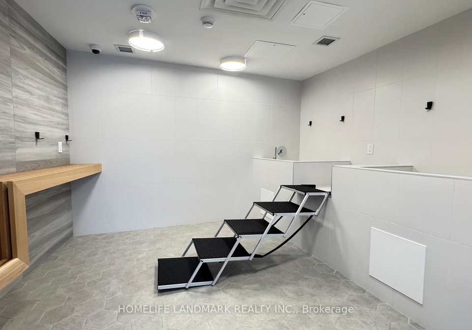 500-wilson-avenue-toronto-ontario-c12664802