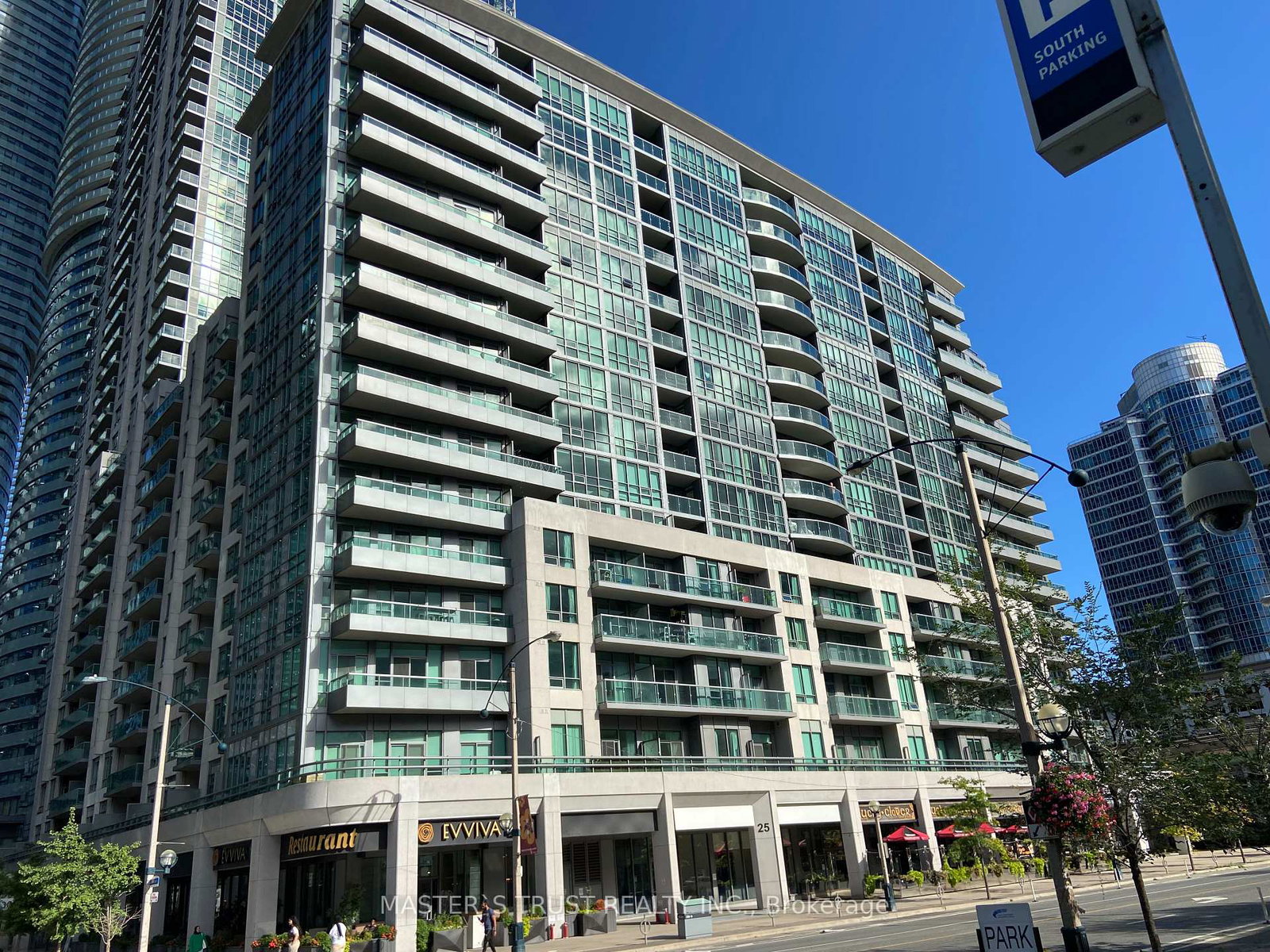 25-lower-simcoe-street-toronto-ontario-c12664878