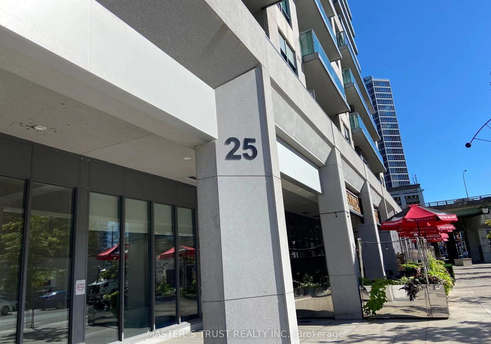 25-lower-simcoe-street-toronto-ontario-c12664878