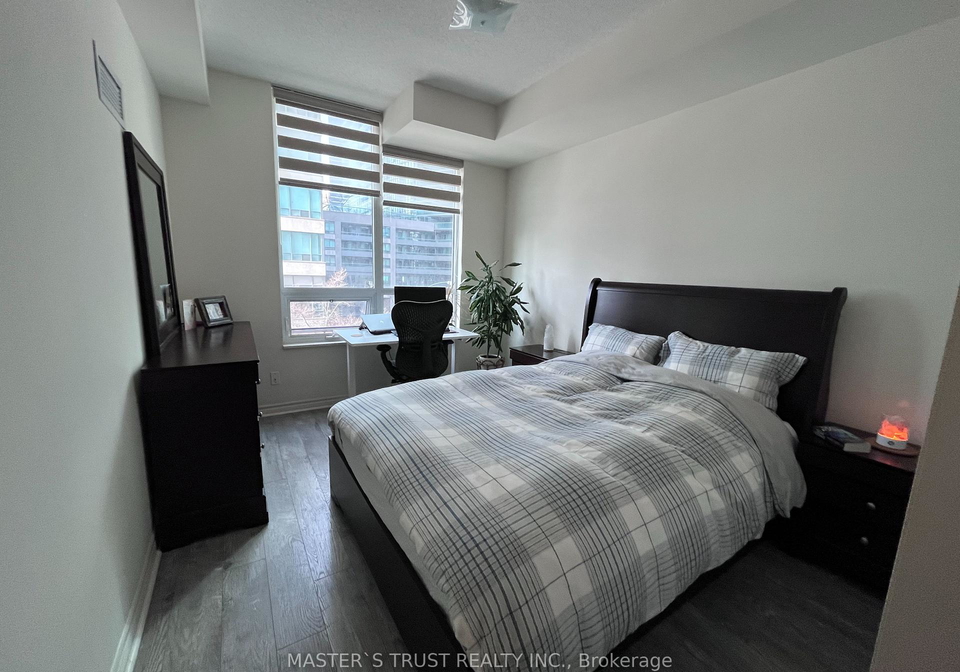 25-lower-simcoe-street-toronto-ontario-c12664878