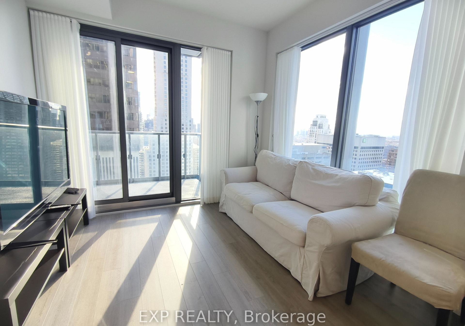 8-cumberland-street-toronto-ontario-c12664922