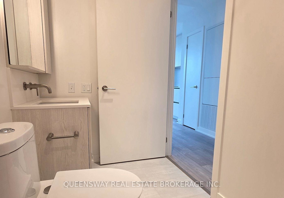 120-broadway-avenue-toronto-ontario-c12665104