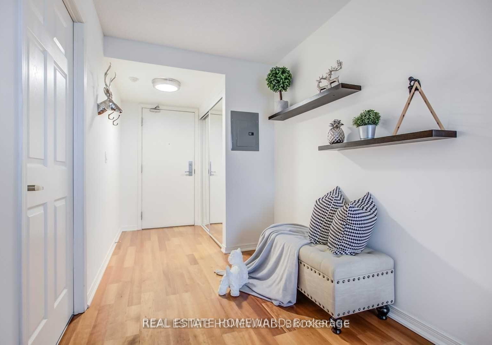 18-valley-woods-road-north-york-ontario-c12665250
