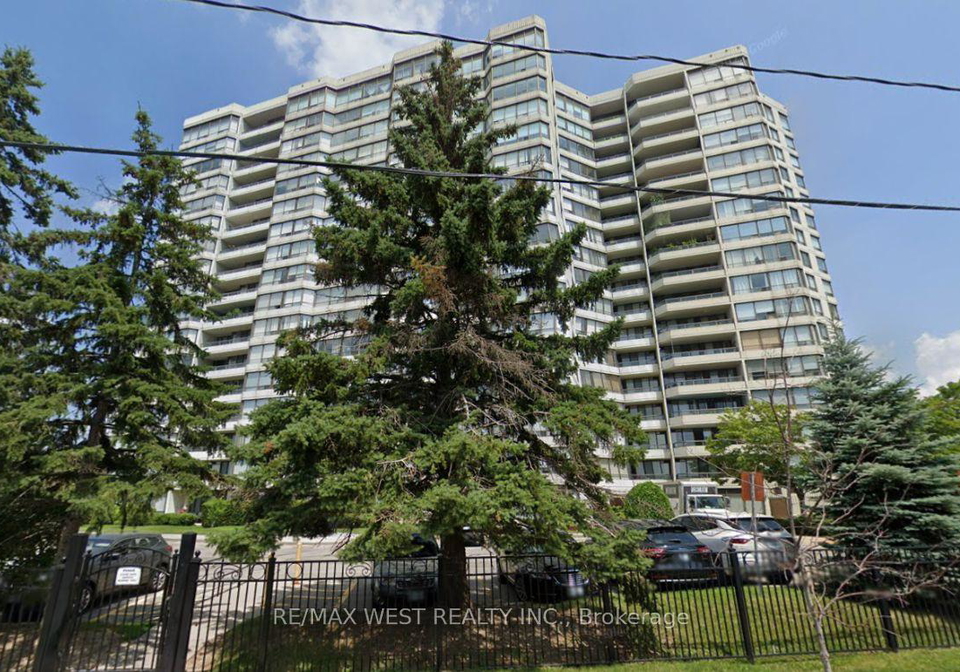 1121-steeles-avenue-w-toronto-ontario-c12665374
