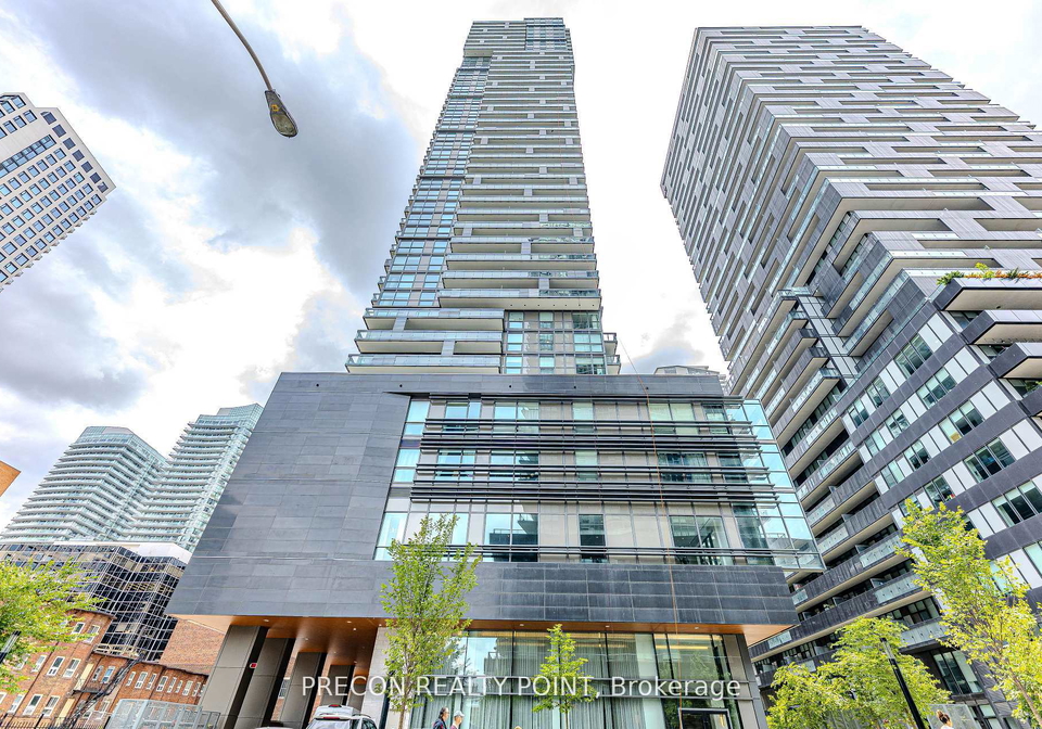39-roehampton-avenue-e-toronto-ontario-c12665534