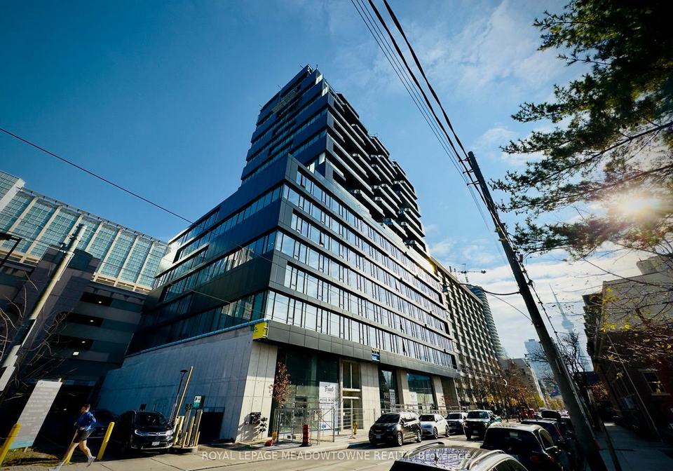 195-mccaul-street-toronto-ontario-c12665576
